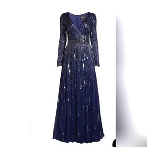 MAC DUGGAL LONG SLEEVE BEAD AND SEQUIN MAXI GOWN.